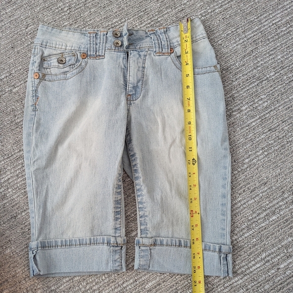 Angels Women's Distressed Denim/Jean Shorts (Size 6) - Picture 9 of 10